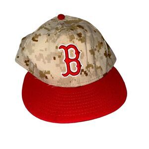 Boston New Era 59/Fifty flat bill SZ 7 fitted hat/cap Digital camo print